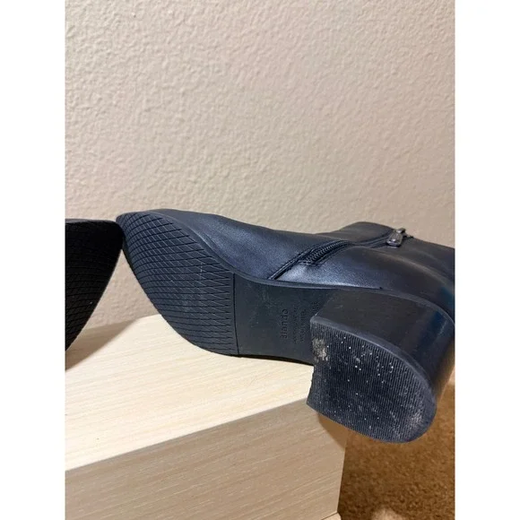 Blondo Waterproof Sz 8 Black Leather Ankle Boots Block Heel Pointed Toe Booties - Picture 7 of 10